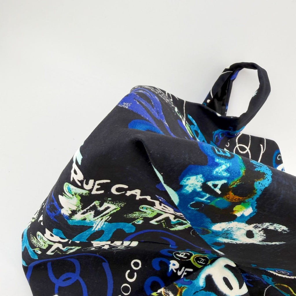 Chanel CC Logo Graffiti Shoulder Bag Canvas Black Blue Multicolor Silver Seal — view 8