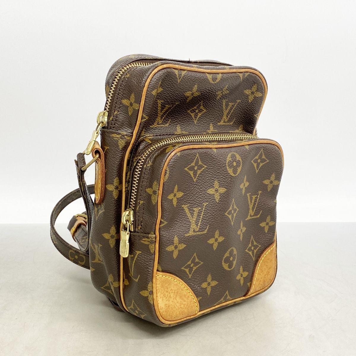 Louis Vuitton Shoulder Bag Monogram Amazon Brown — view 2