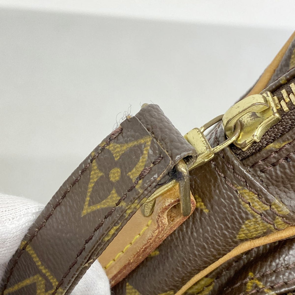 Louis Vuitton Shoulder Bag Monogram Amazon Brown — view 8