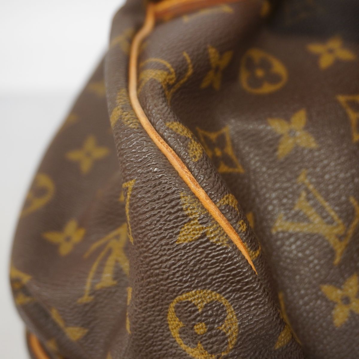 Louis Vuitton Shoulder Bag Monogram Saumur 43 Brown — view 8