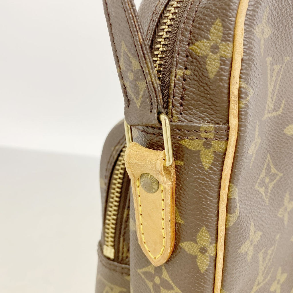 Louis Vuitton Shoulder Bag Monogram Amazon Brown — view 8