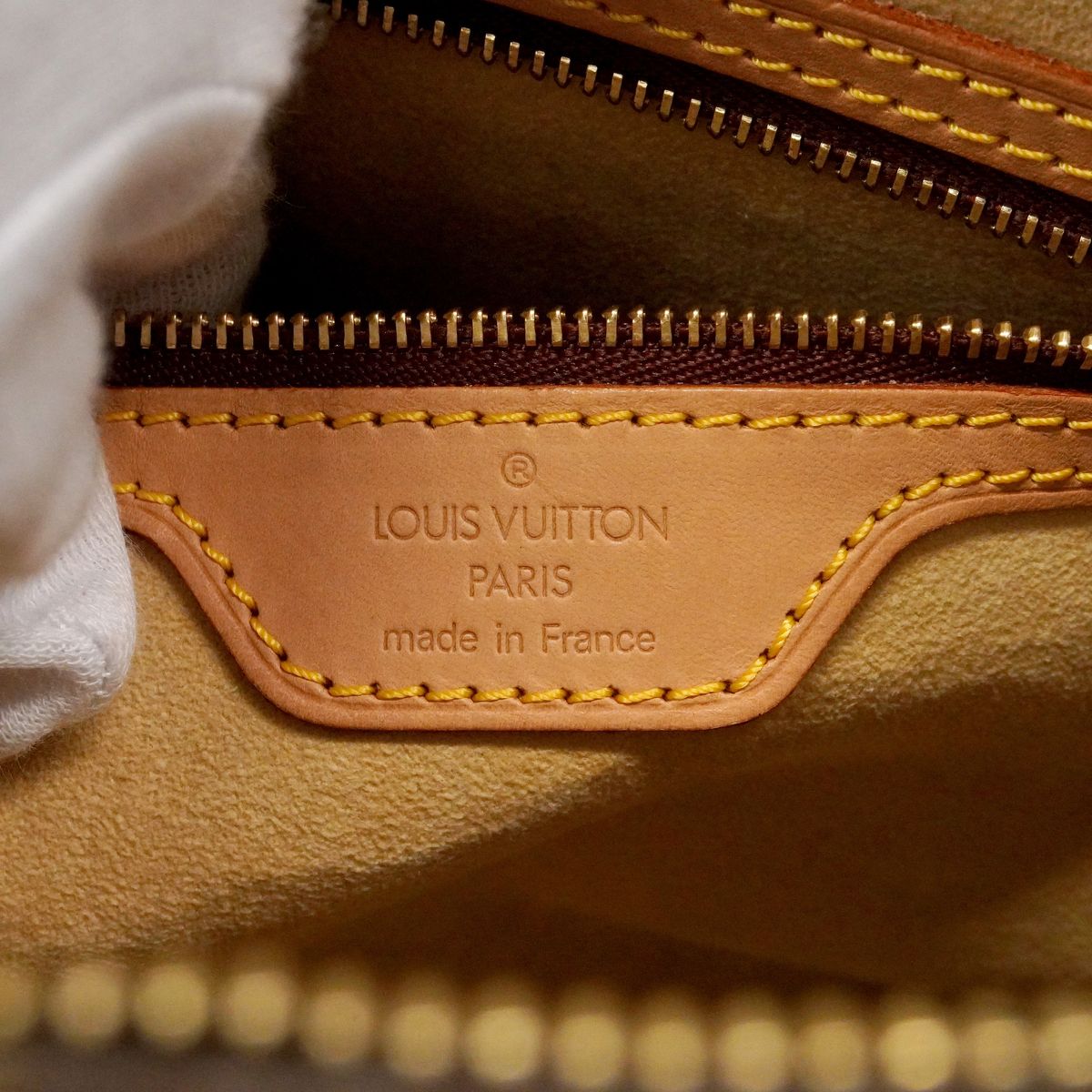 Louis Vuitton Shoulder Bag Monogram Looping GM Brown — view 5