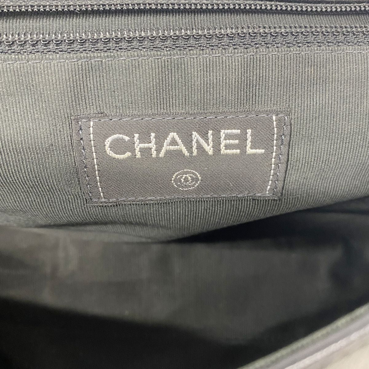 Chanel Shoulder Bag 2.55 Choco Bar Lambskin Black Silver — view 5