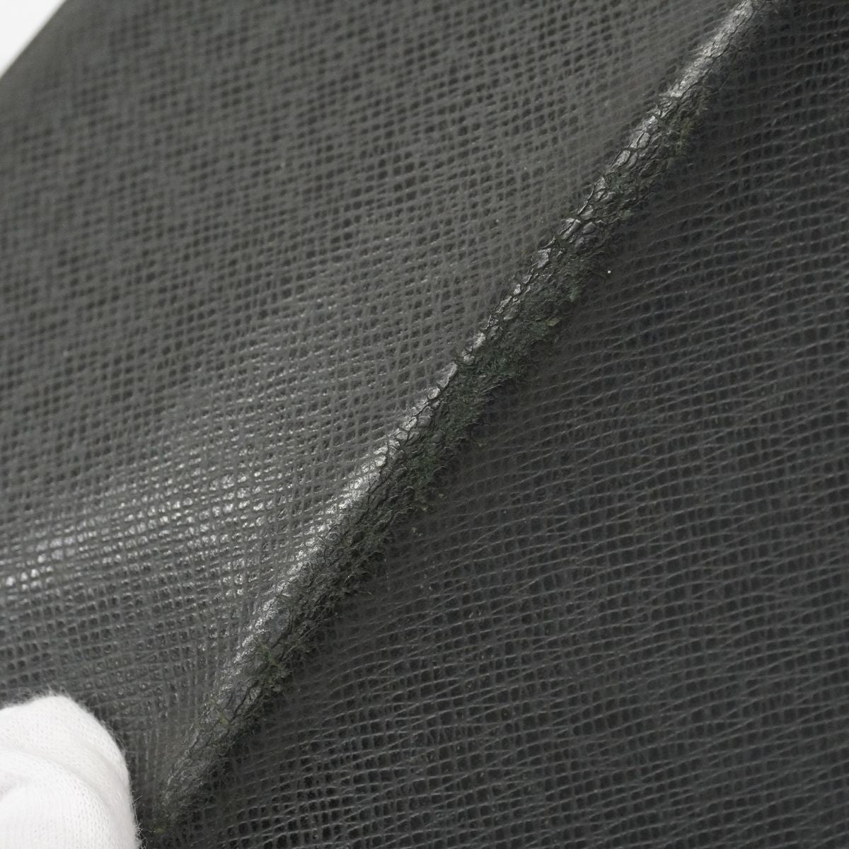 Louis Vuitton Billfold Taiga Porte Valeurs Cartes Credit Ardoise Wallet — view 6