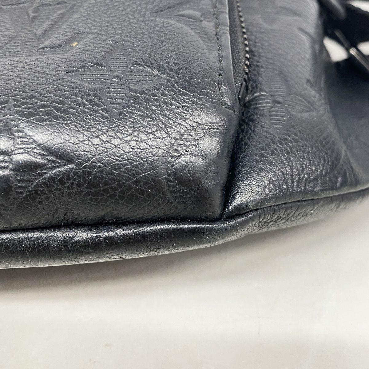Louis Vuitton Belt Bag Monogram Shadow Rush Bumbag Black — view 6
