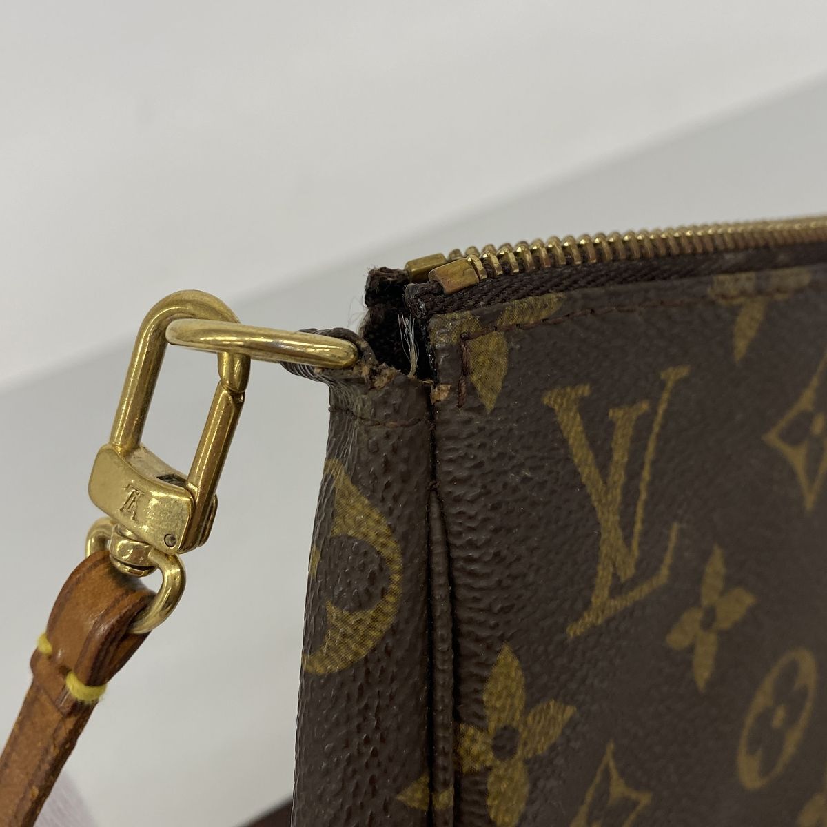 Louis Vuitton Pouch Monogram Pochette Accessoires Brown — view 8