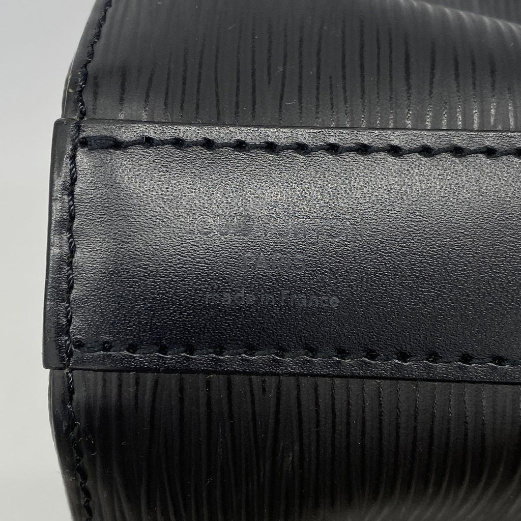 Louis Vuitton Shoulder Bag Epi Sac D'epaule PM Noir — view 5