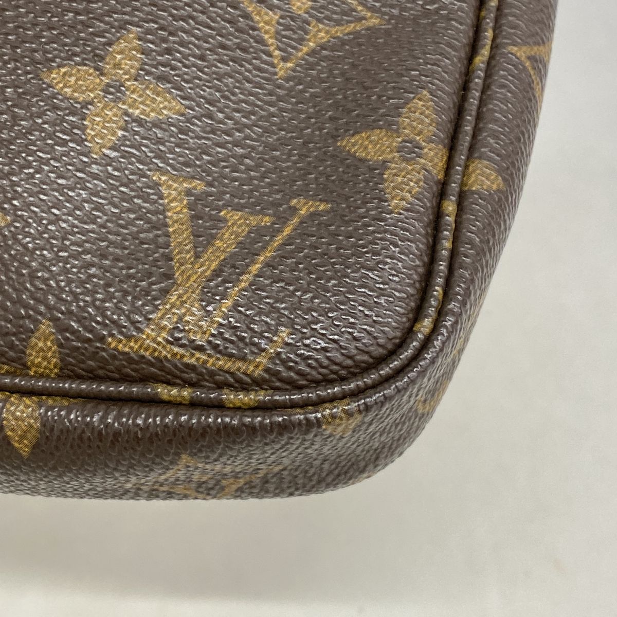Louis Vuitton Pouch Monogram Pochette Accessoires Brown — view 6