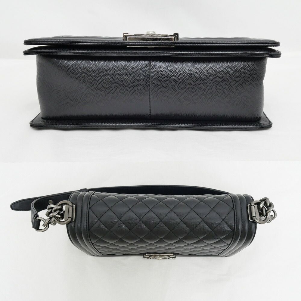 Chanel Boy 25 Chain Shoulder Bag Caviar Leather Quilted Black Gun — view 4