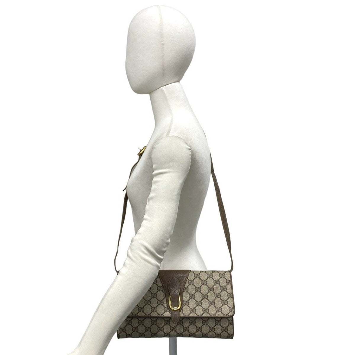 Gucci Vintage GG Logo Pattern Leather Shoulder Bag Crossbody Pochette Brown — view 2