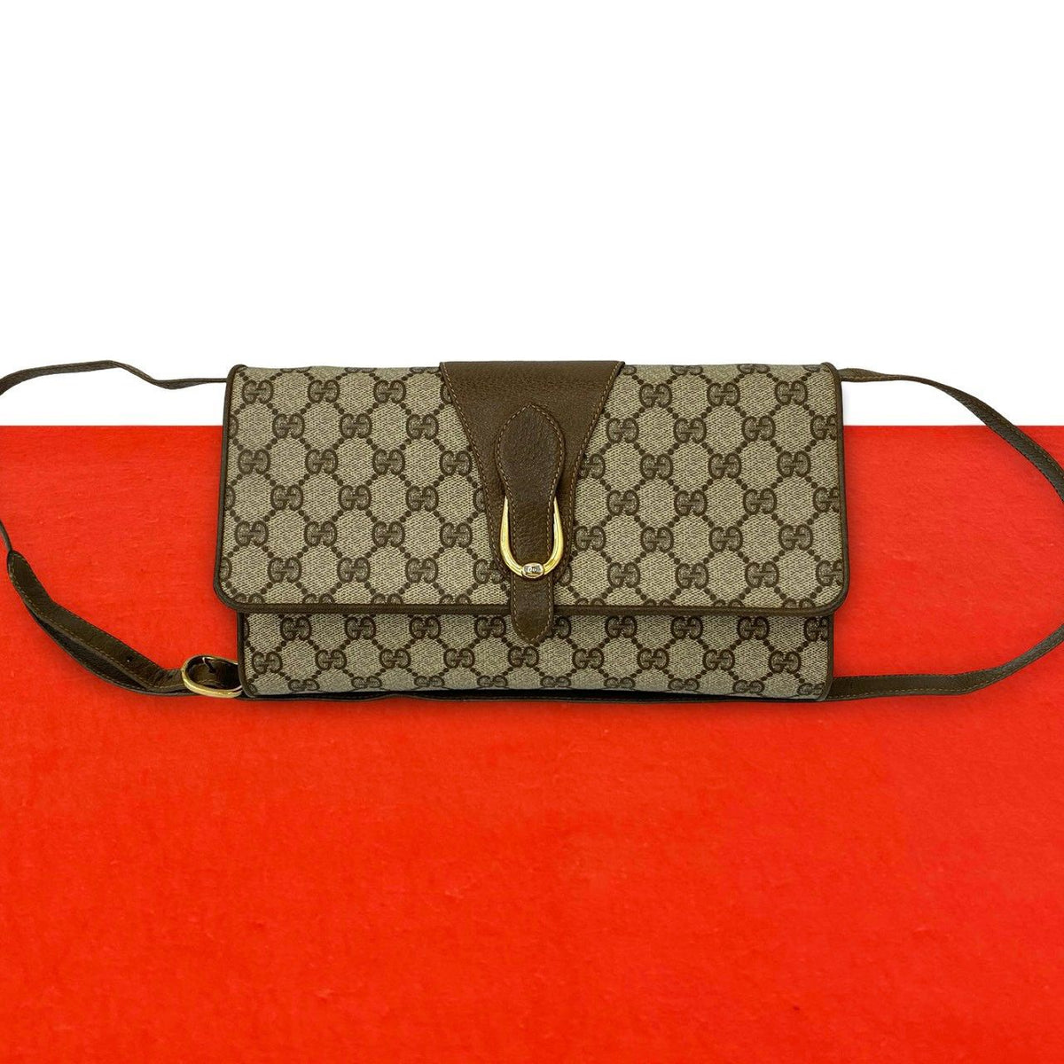Gucci Vintage GG Logo Pattern Leather Shoulder Bag Crossbody Pochette Brown
