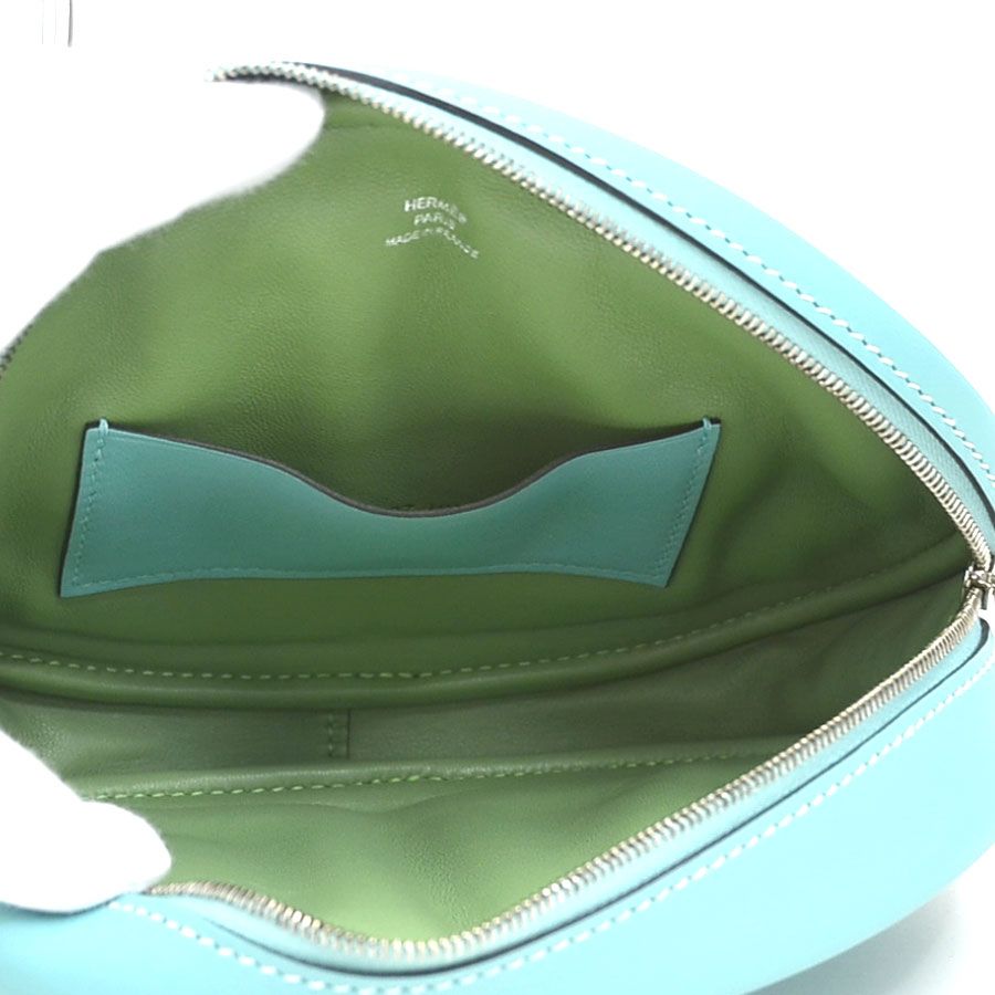 Hermes Shoulder Bag in the Loop Verso — view 5