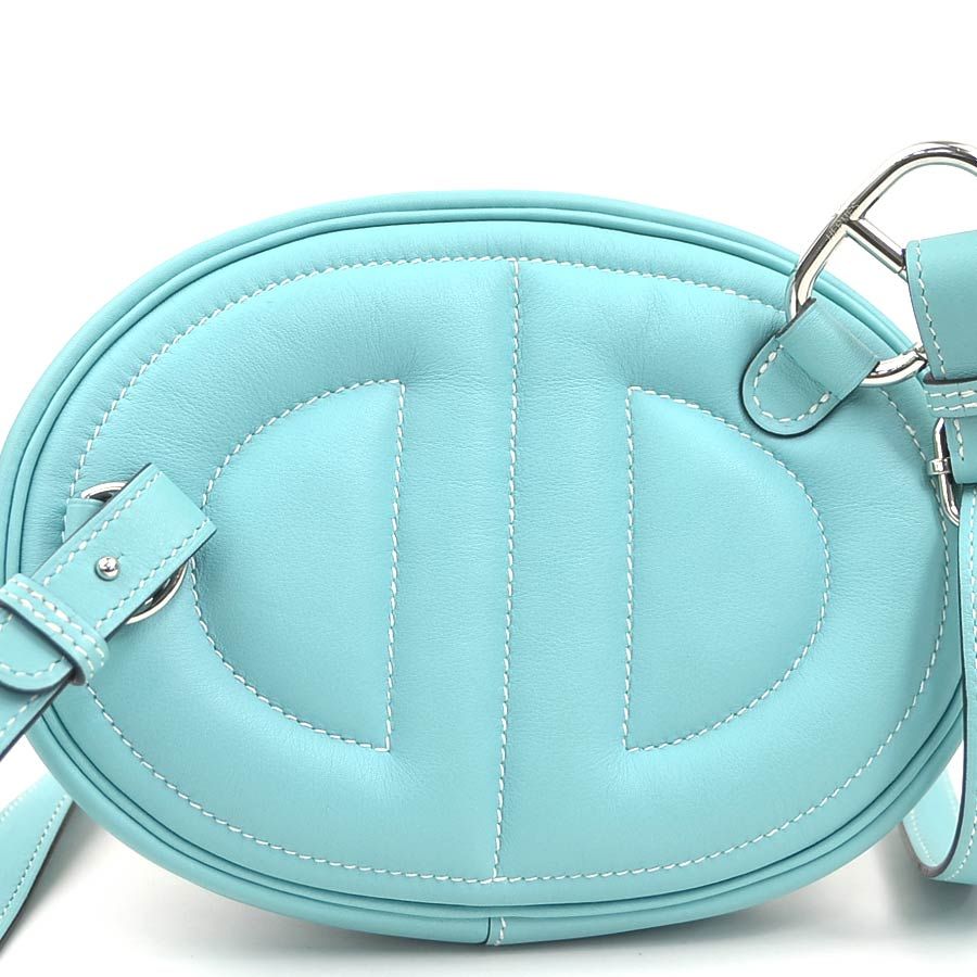 Hermes Shoulder Bag in the Loop Verso — view 3