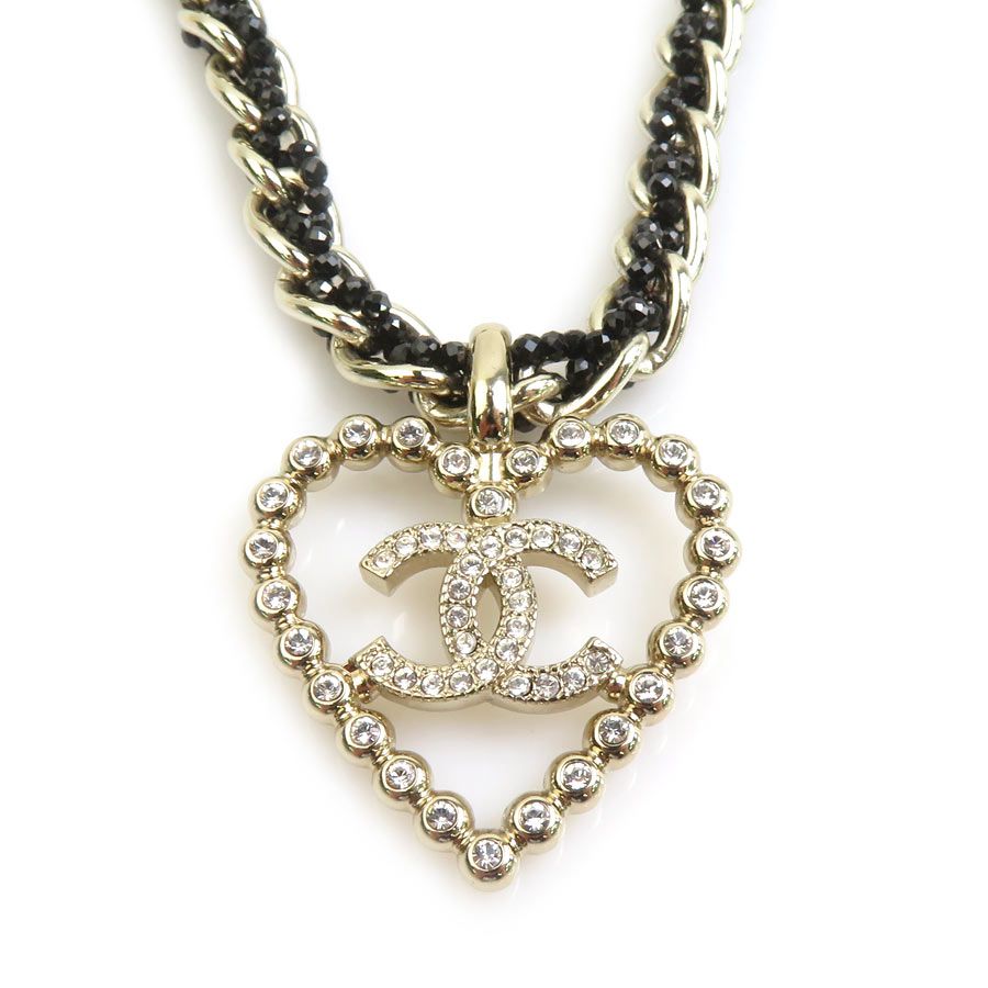 Chanel Necklace Gold