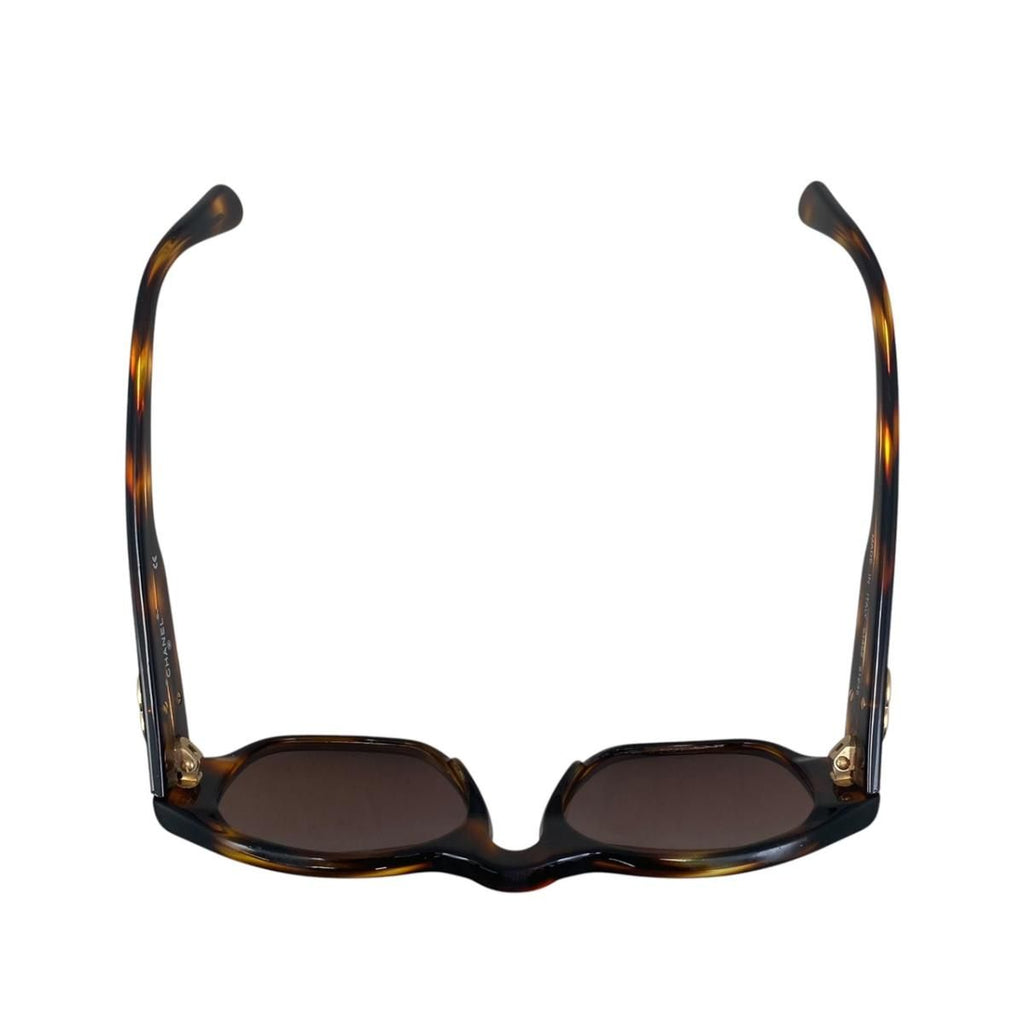 Chanel Sunglasses CC Logo Tortoiseshell Brown Gold Eyewear — view 5