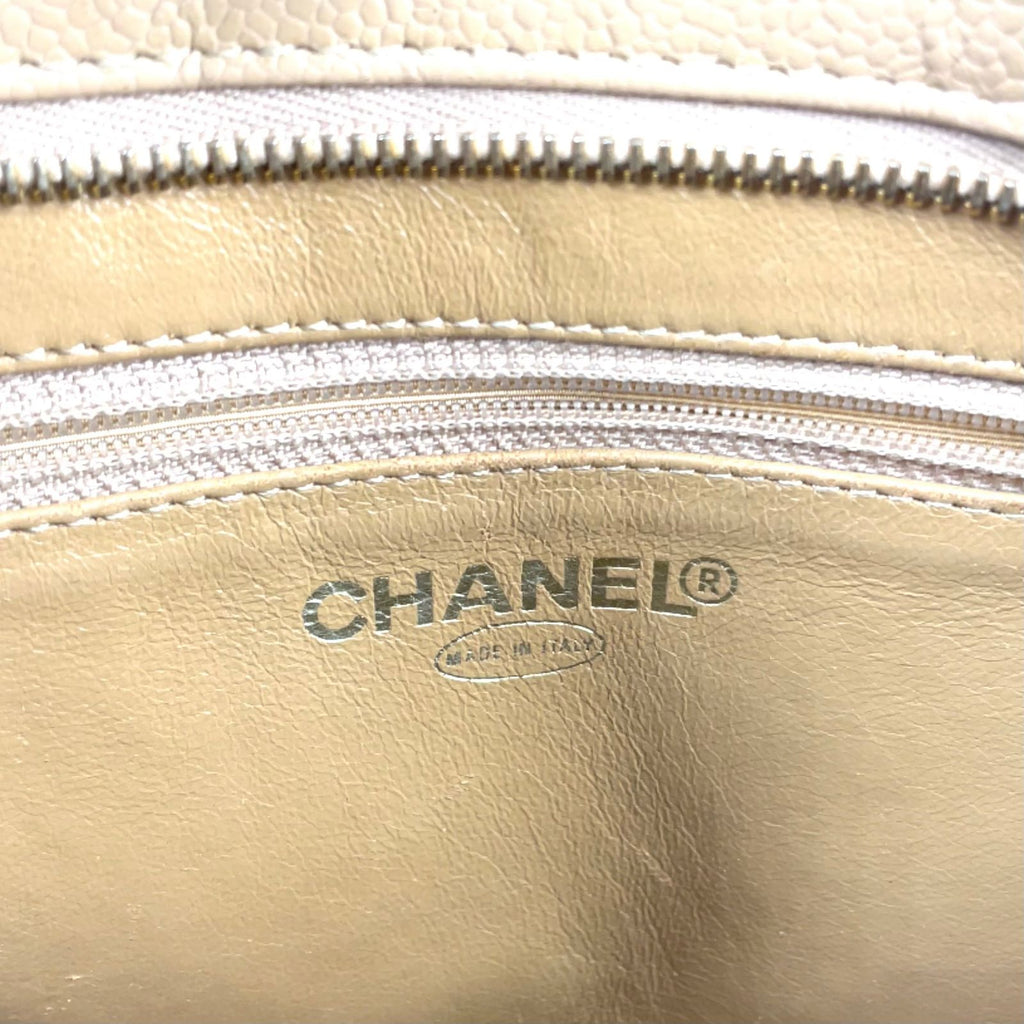 Chanel CC Logo Reprint Caviar Leather Beige Tote Bag Gold — view 4