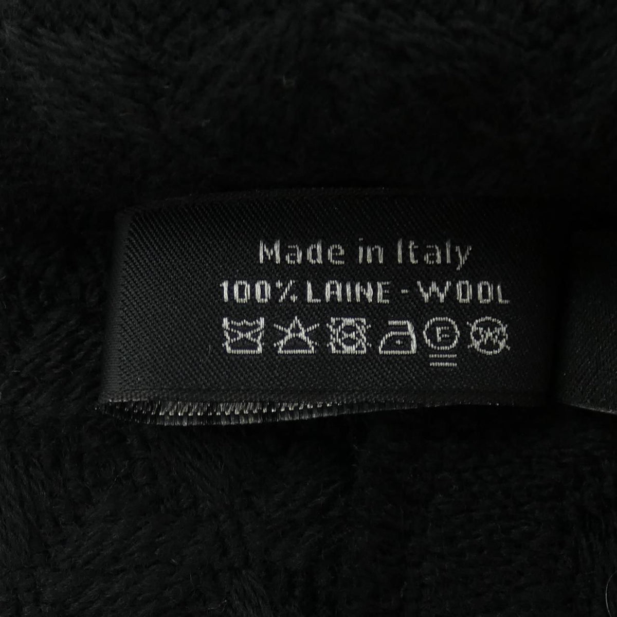 Chanel Scarf Black — view 3