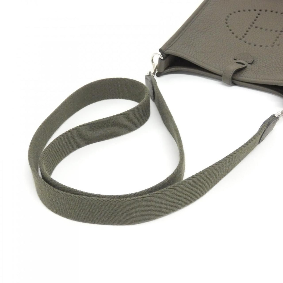 Hermes Evelyne Amazon 16 Shoulder Bag — view 4