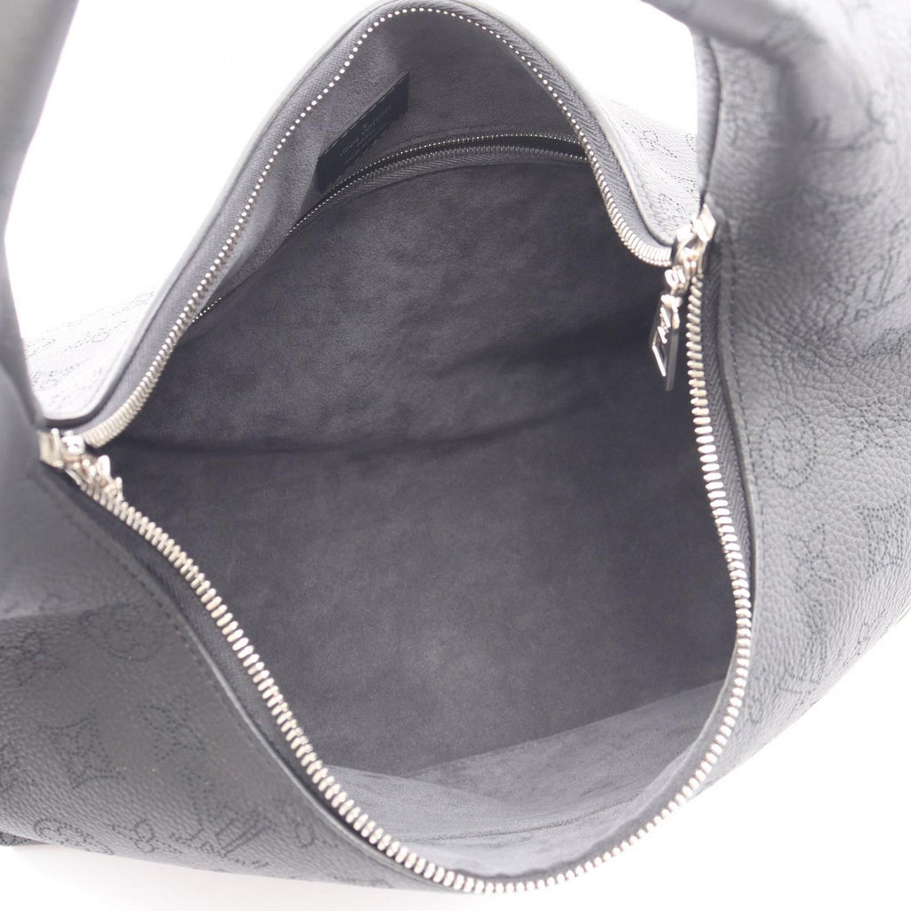 Louis Vuitton Shoulder Bag Why Knot MM Noir Leather — view 3