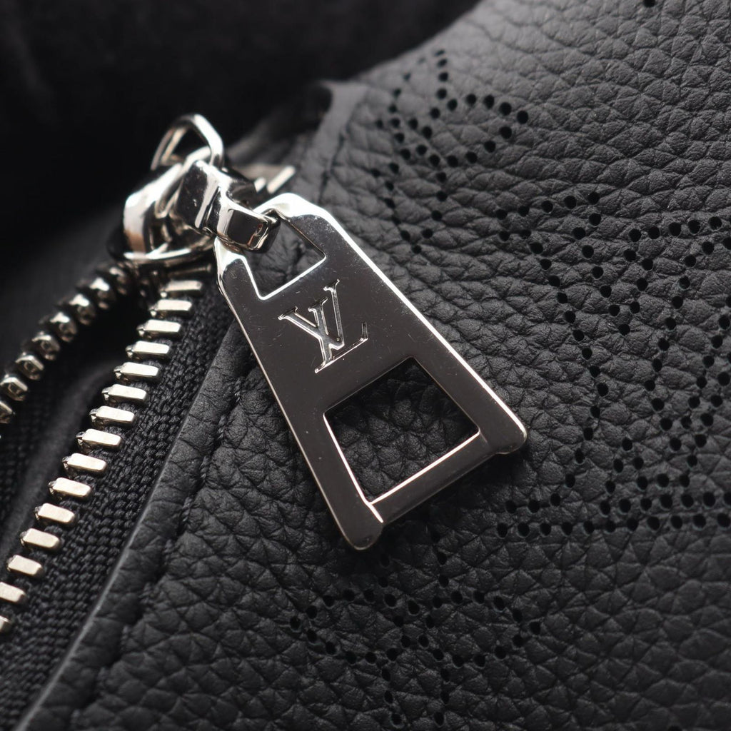 Louis Vuitton Shoulder Bag Why Knot MM Noir Leather — view 8