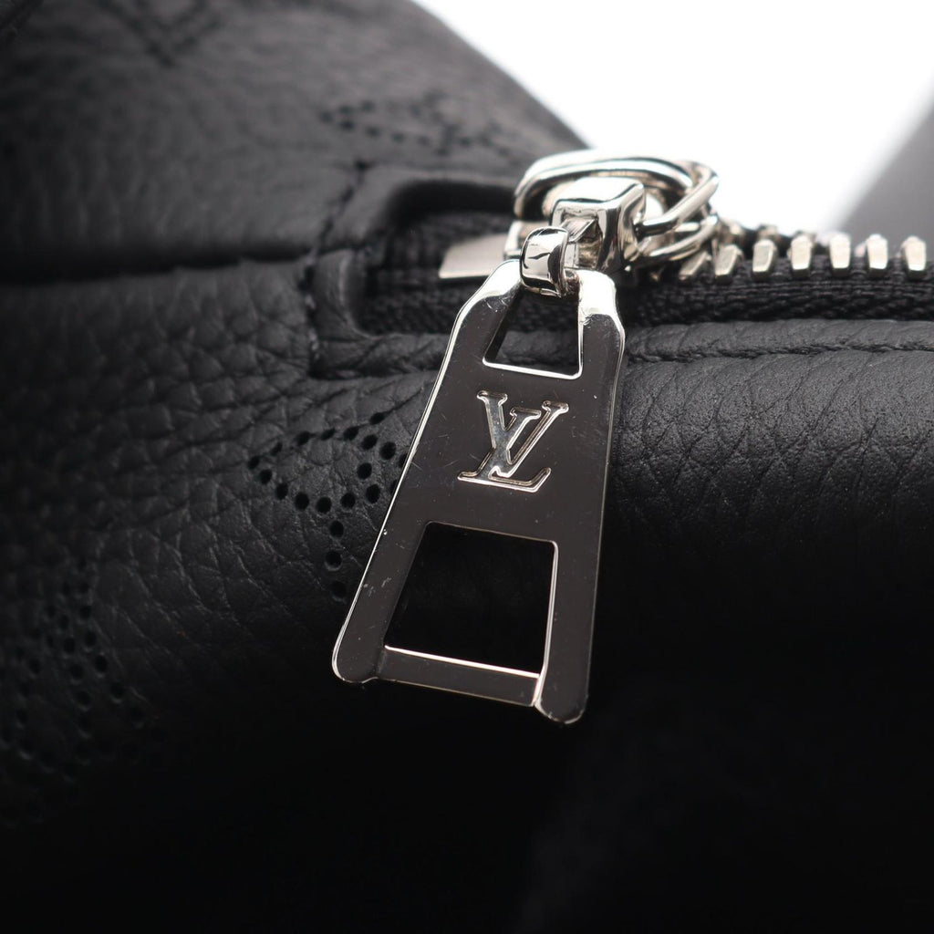 Louis Vuitton Shoulder Bag Why Knot MM Noir Leather — view 7