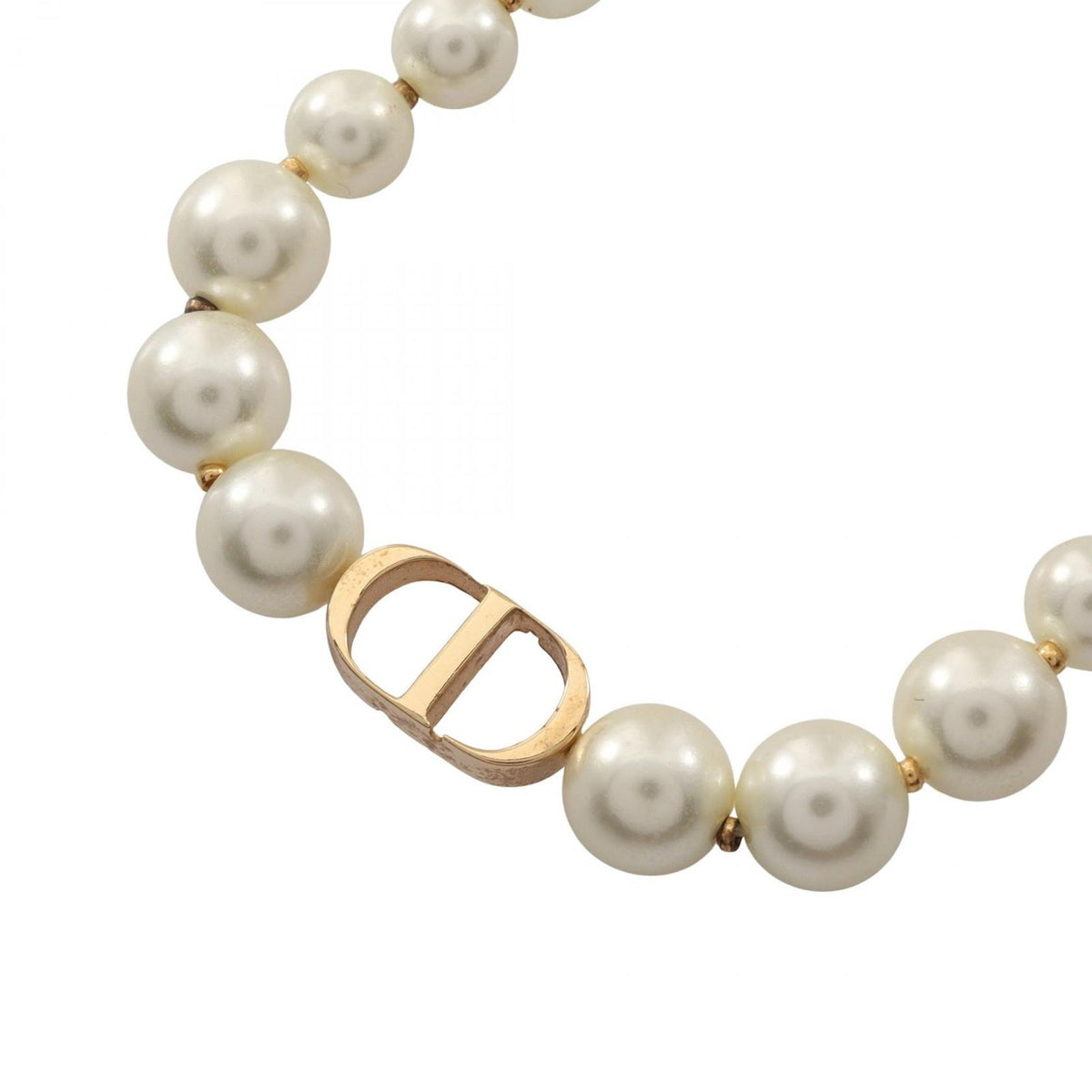 Dior Necklace 30 Montaigne Shorts