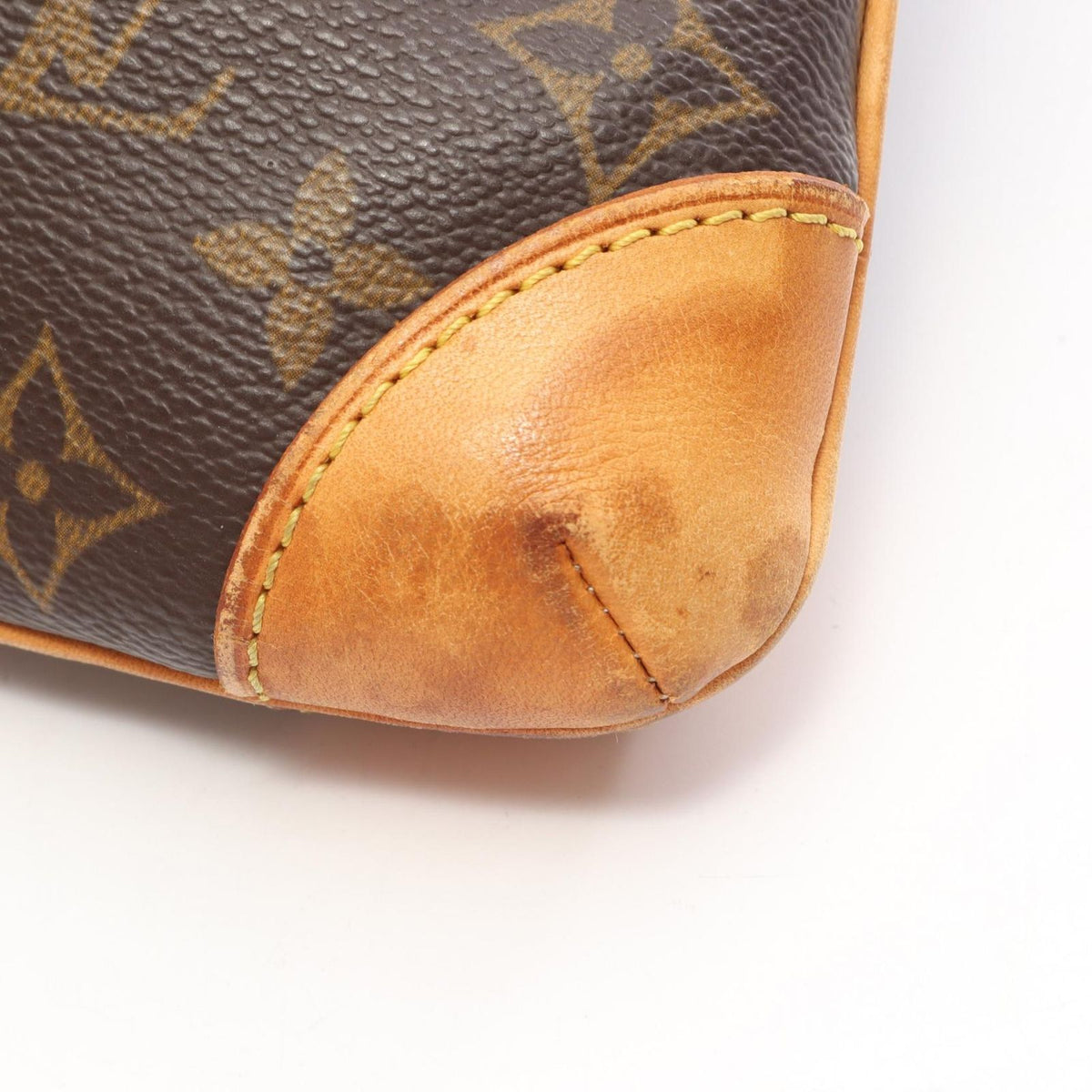Louis Vuitton Shoulder Bag Kousan GM Monogram Leather — view 7