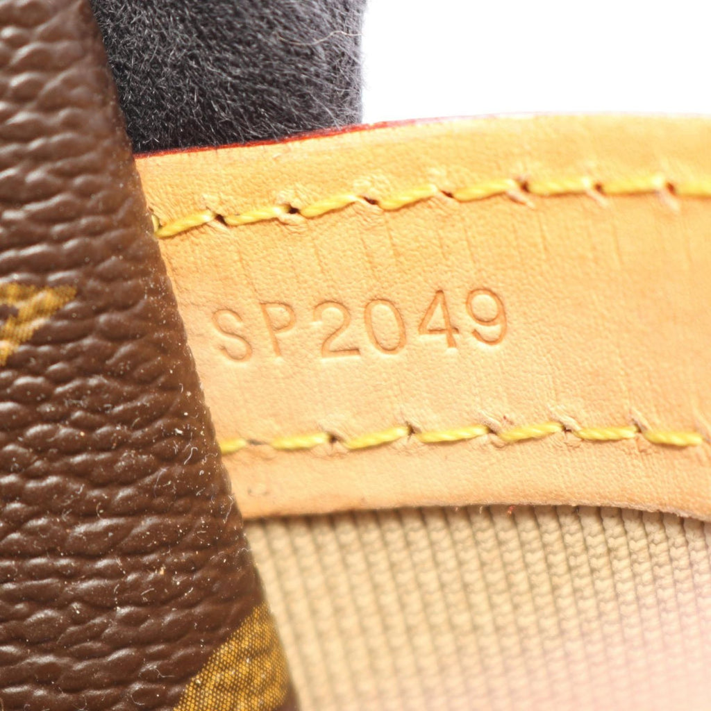 Louis Vuitton Shoulder Bag Reporter PM Monogram Leather — view 5