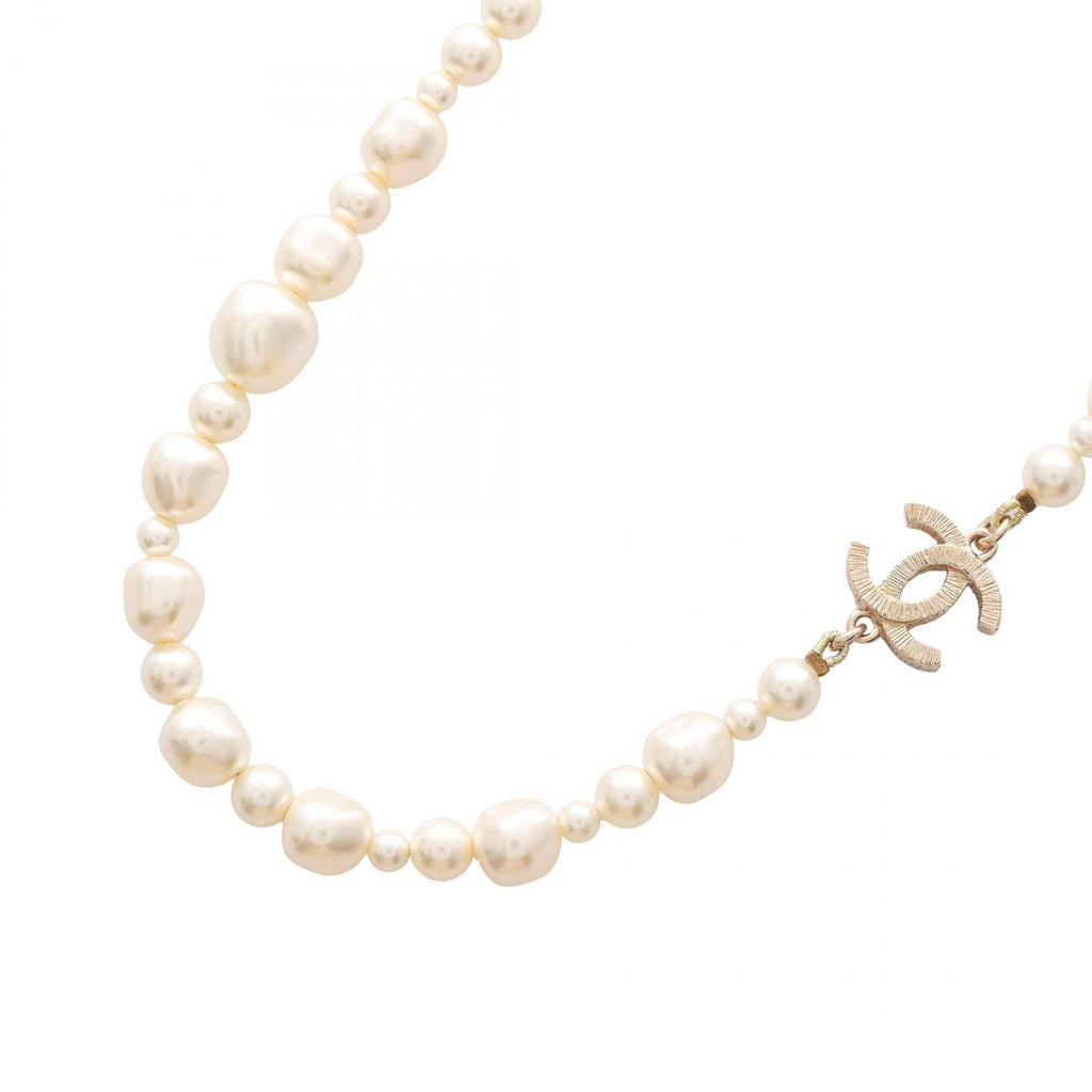 Chanel Necklace 12C CC Logo