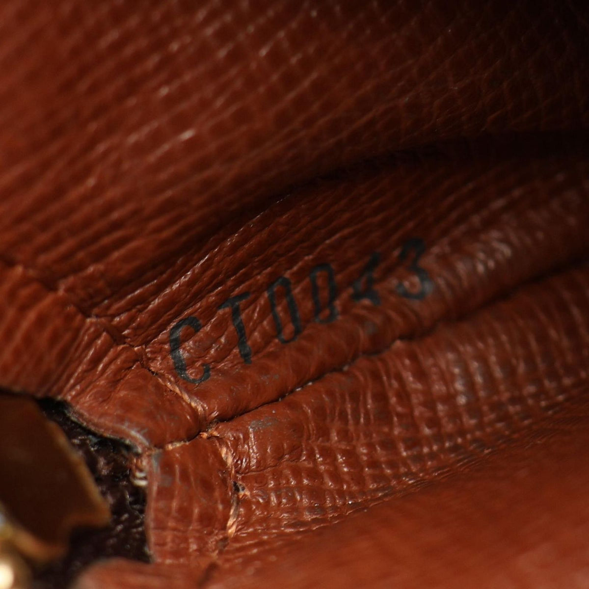 Louis Vuitton Coin Purse Porte Monnaie Rond Monogram Leather — view 5