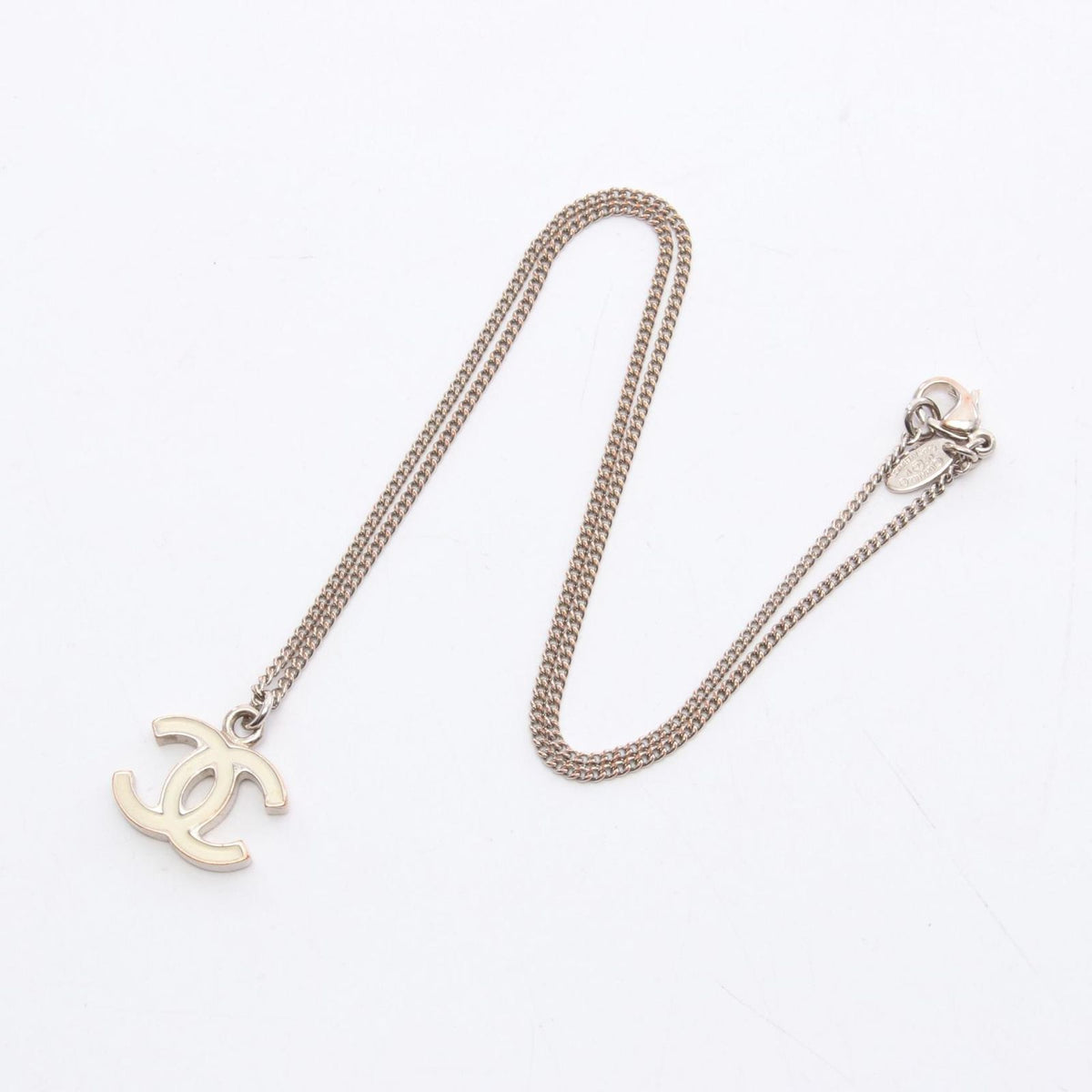 Chanel Necklace CC Logo 07 Beige — view 2
