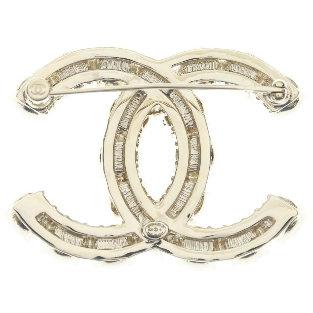 Chanel CC Logo Brooch Pin Badge Gold White Rhinestone Faux Pearl — view 2
