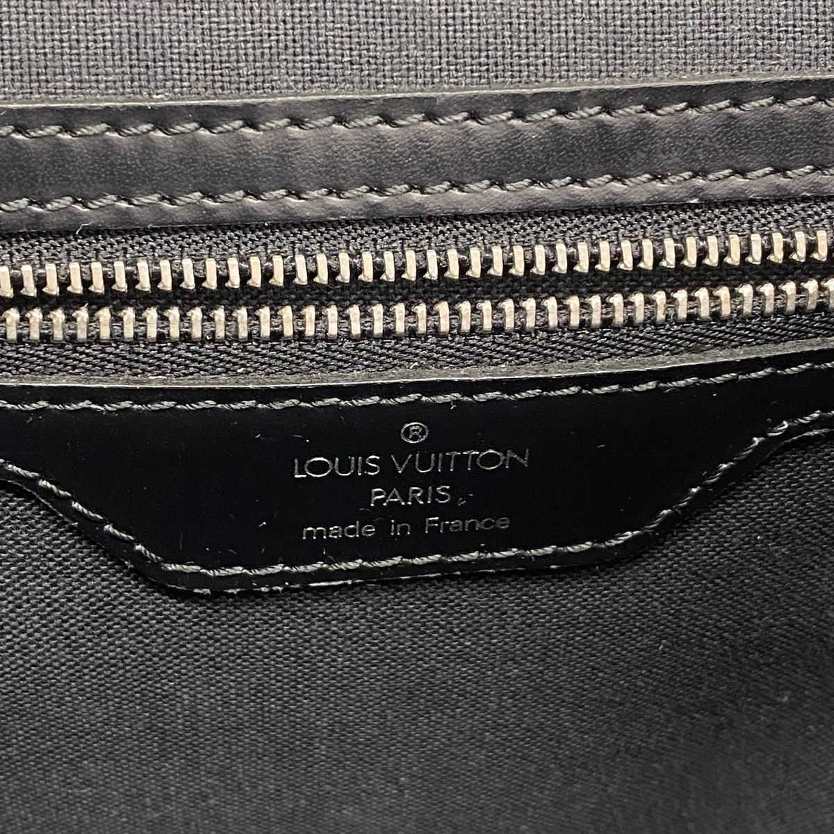 Louis Vuitton Shoulder Bag Taiga Yaranga Ardoise — view 5