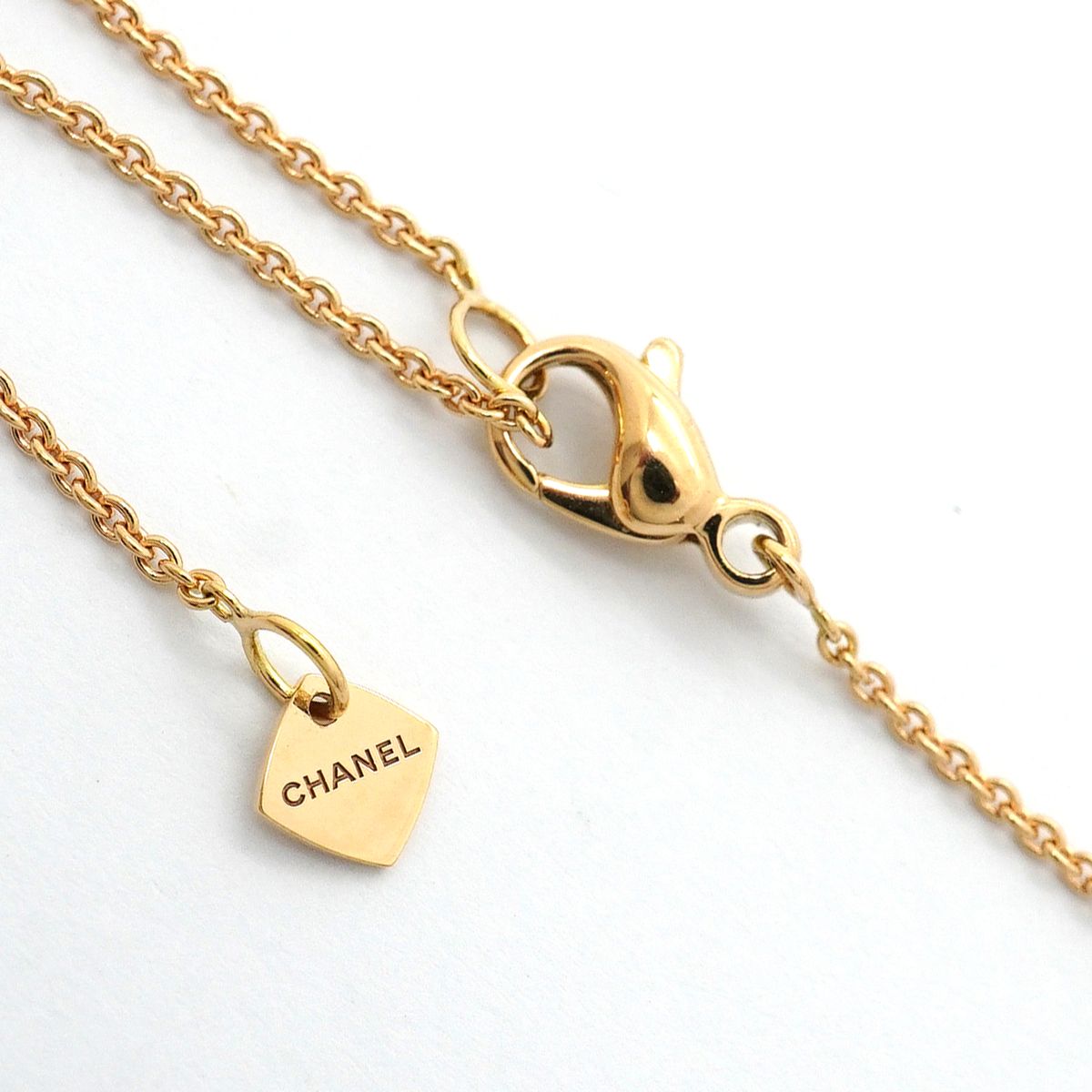 Chanel Necklace Coco Crush 18K Yellow Gold — view 4