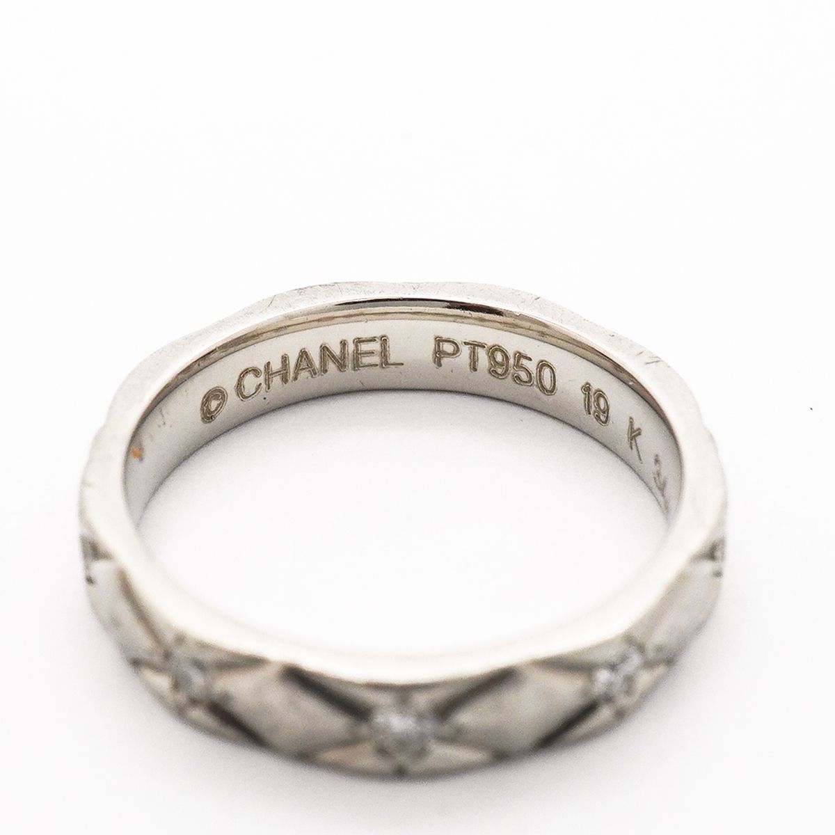 Chanel Ring Quilted Full Diamond Platinum — view 4