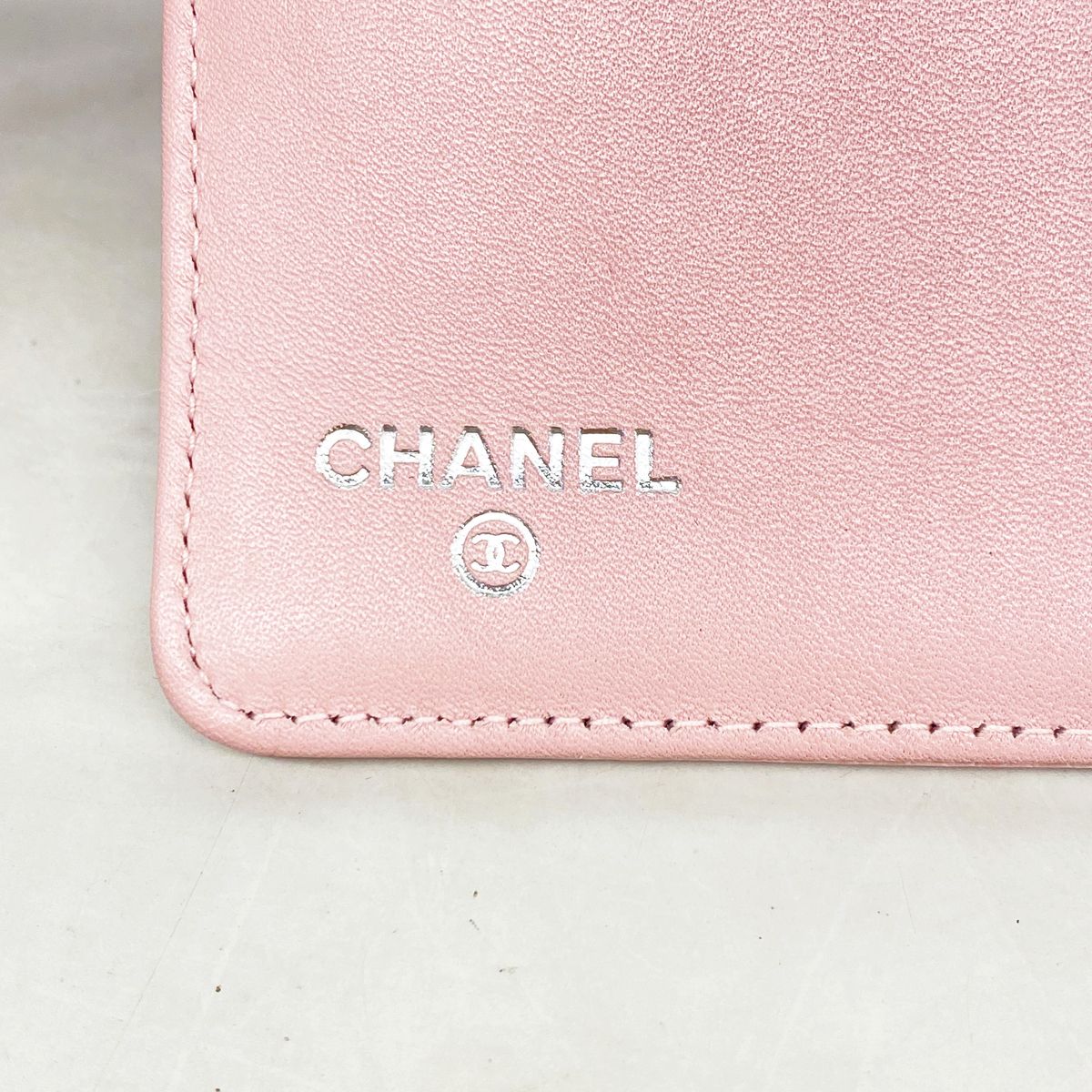 Chanel Wallet Caviar Leather Pink Silver — view 4