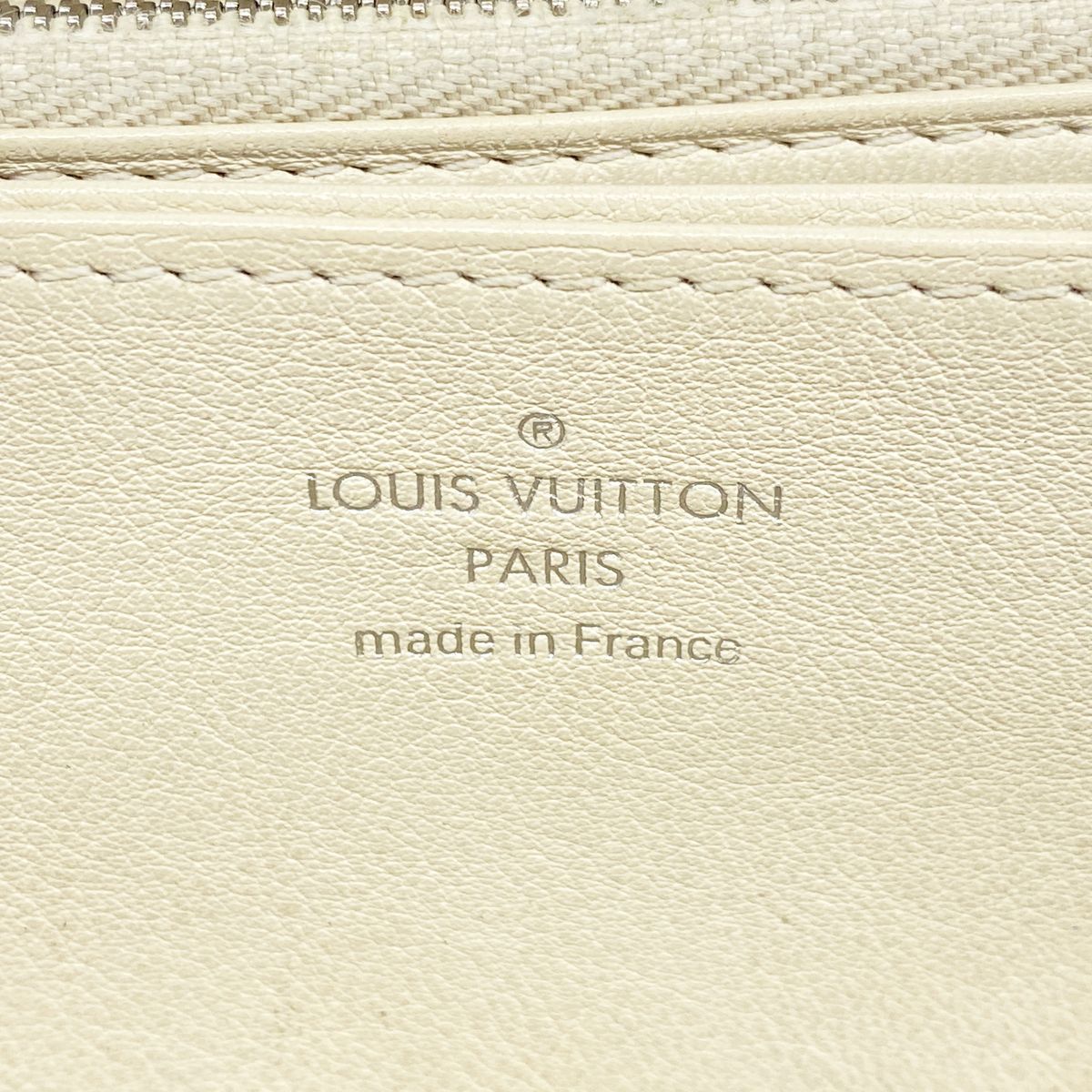 Louis Vuitton Wallet Mahina Zippy Ivoire — view 4