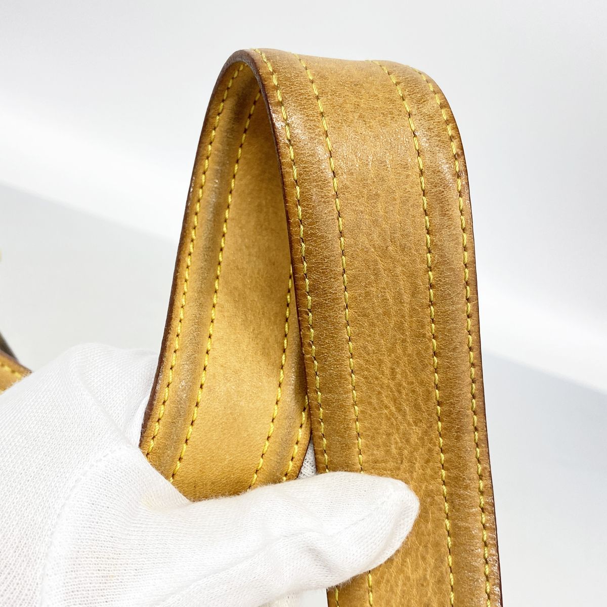 Louis Vuitton Shoulder Bag Monogram Viva-Cite GM Brown — view 7