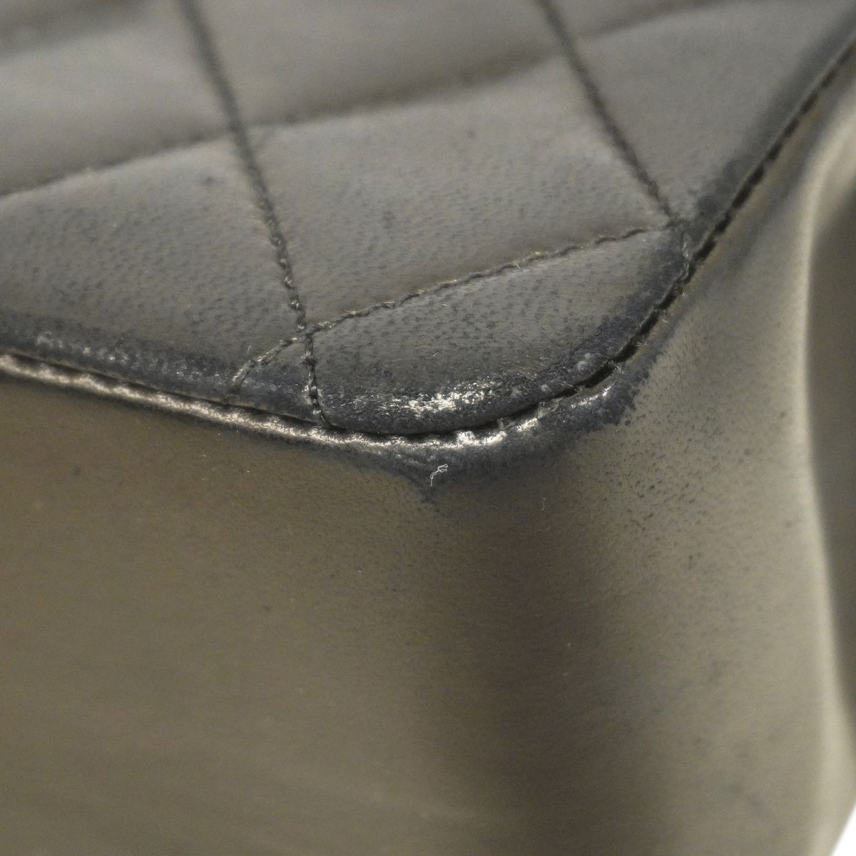 Chanel Shoulder Bag Quilted Lambskin Black Gold — view 6