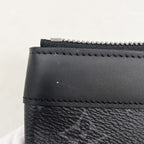 Louis Vuitton Pouch Monogram Eclipse Pochette Discovery PM Black — view 7