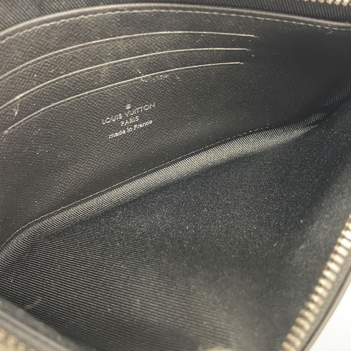 Louis Vuitton Pouch Monogram Eclipse Pochette Discovery PM Black — view 4