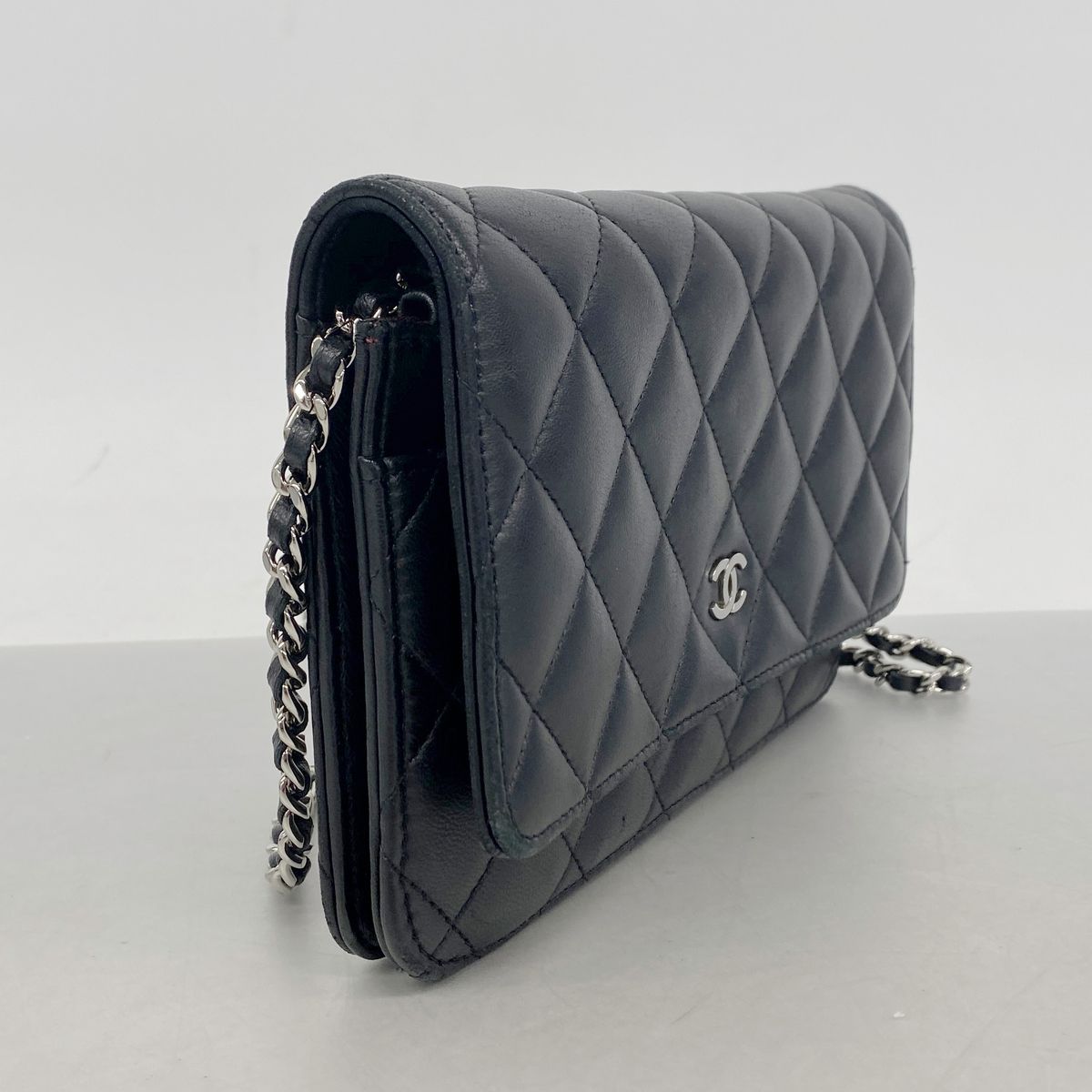 Chanel Wallet on Chain Quilted Lambskin Black Silver Shoulder Bag — view 2