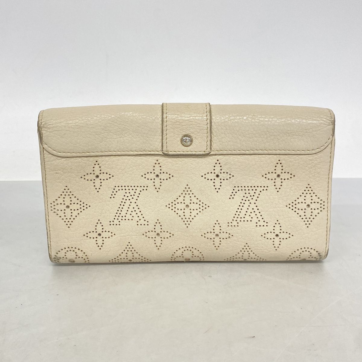 Louis Vuitton Wallet Mahina Portefeuille Iris Sable — view 8