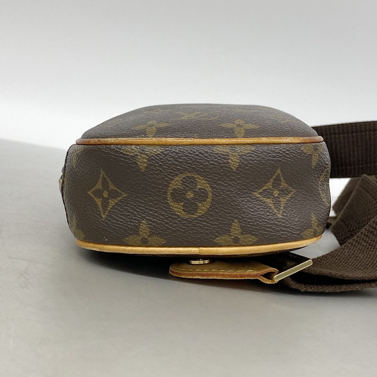 Louis Vuitton Belt Bag Monogram Pochette Gange Brown — view 3