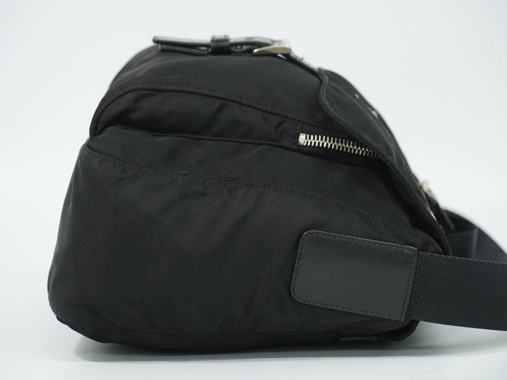 Prada Nylon Shoulder Bag Pochette Black — view 4