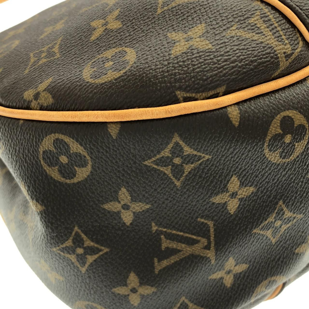 Louis Vuitton Monogram Galleria PM Shoulder Bag — view 3
