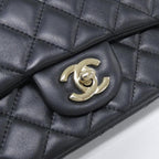Chanel Shoulder Bag Black — view 4