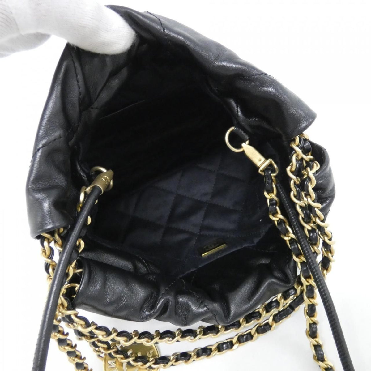 Chanel 22 Line Bag — view 6