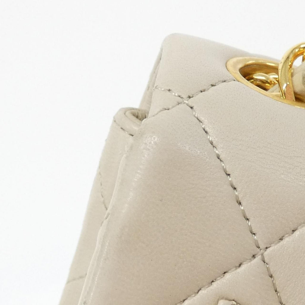 Chanel Vintage Shoulder Bag — view 4