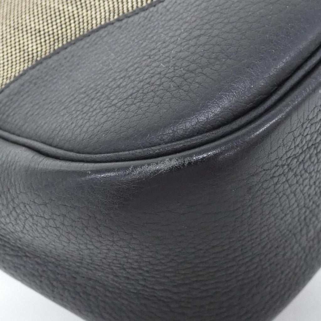 Hermes Vintage Trim 2 31 Shoulder Bag — view 3